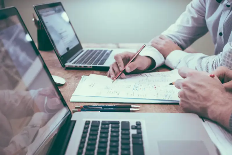 Paid advertising analytics and ROI tracking